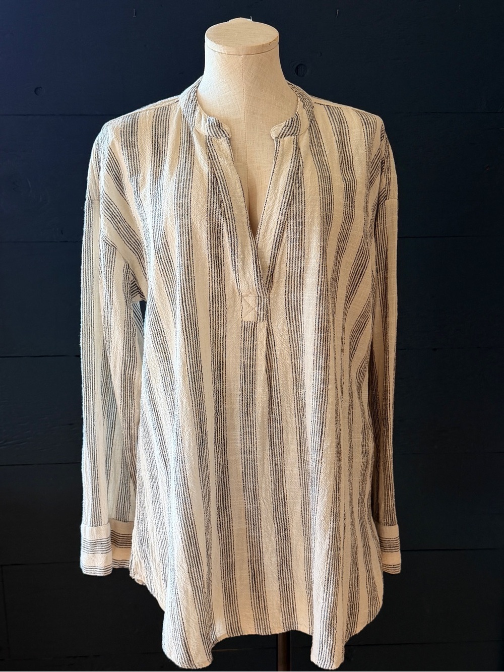 Rip Curl Cream and Black Striped Long-Sleeve Band Collar Shirt - Picture 2 of 9